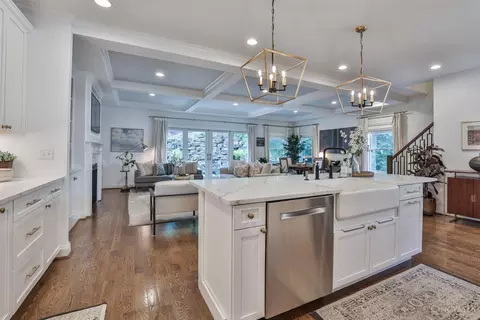 Kitchen - 620 Rushton Rd, Cincinnati, OH 45226 photo 3 of 5
