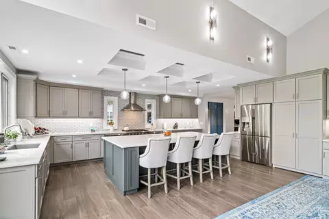 3570 Galbraith Rd, Cincinnati, OH 45236 photo 9