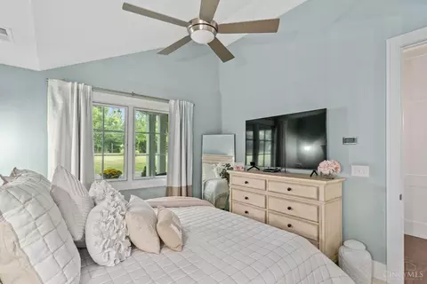 3570 Galbraith Rd, Cincinnati, OH 45236 photo 17