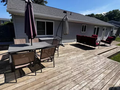 Exterior - 103 Deerview Ct, Harrison, OH 45030 photo 7 of 11