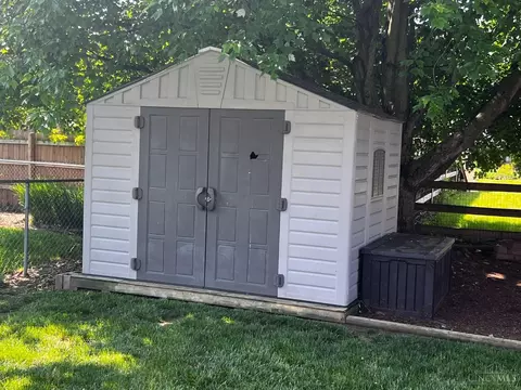 Exterior - 103 Deerview Ct, Harrison, OH 45030 photo 9 of 11