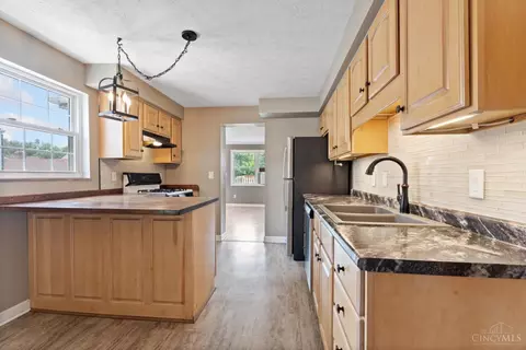 Kitchen - 711 Jefferson Ave, Reading, OH 45215 photo 1 of 3