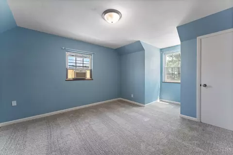 Bedroom - 711 Jefferson Ave, Reading, OH 45215 photo 5 of 6