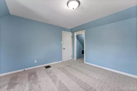 Bedroom - 711 Jefferson Ave, Reading, OH 45215 photo 6 of 6