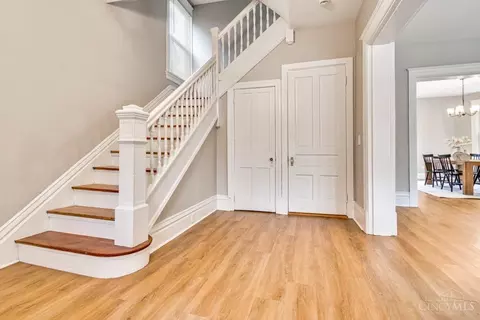 2005 Dana Ave, Cincinnati, OH 45207 photo 4