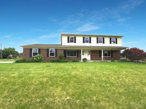2353 Mt Vernon Dr, Fairfield, OH 45014
