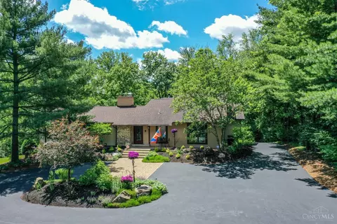 7605 Demar Rd, Cincinnati, OH 45243