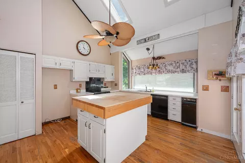 2948 Pine Grove Ln, Maineville, OH 45039 photo 13