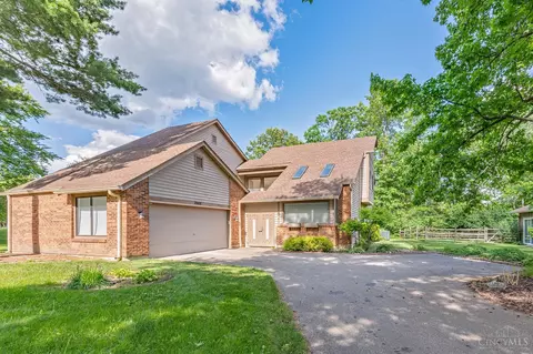 2948 Pine Grove Ln, Maineville, OH 45039 photo 2