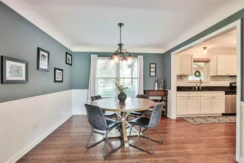 Dining - 7944 Shelldale Way, Montgomery, OH 45242 photo 1 of 2