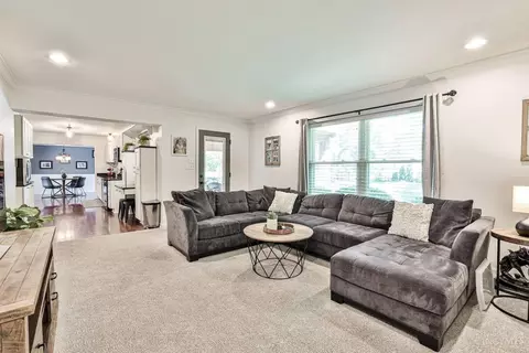 Living - 7944 Shelldale Way, Montgomery, OH 45242 photo 6 of 8