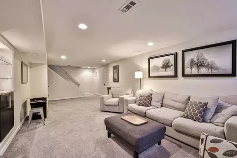 Living - 7944 Shelldale Way, Montgomery, OH 45242 photo 7 of 8