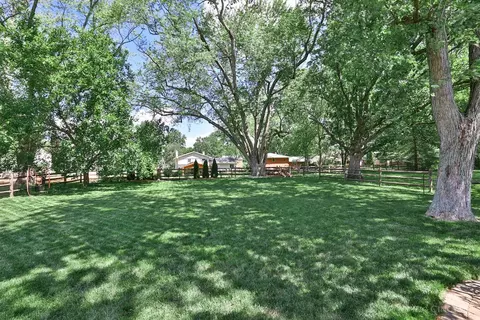 Exterior - 7944 Shelldale Way, Montgomery, OH 45242 photo 7 of 9