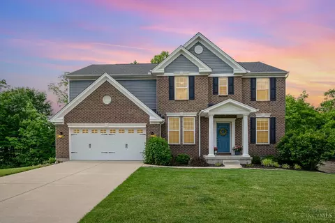 1206 Belle Meadows Dr, Loveland, OH 45140
