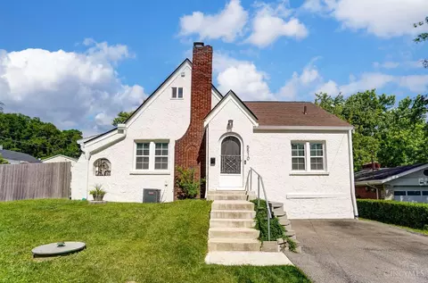 5510 Ravenna St, Cincinnati, OH 45227