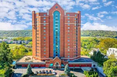 3435 Golden Ave #1403, Cincinnati, OH 45226