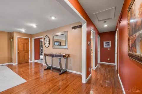 Entry Way - 4100 Timberview Rd, West Harrison, IN 47060 photo 2 of 3