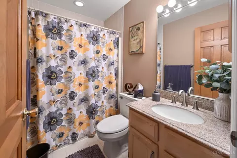 Bath - 4100 Timberview Rd, West Harrison, IN 47060 photo 3 of 3