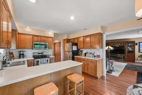 Kitchen - 4100 Timberview Rd, West Harrison, IN 47060 photo 2 of 6