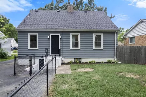 Exterior - 6918 Shamrock Ave, Cincinnati, OH 45231 photo 5 of 9