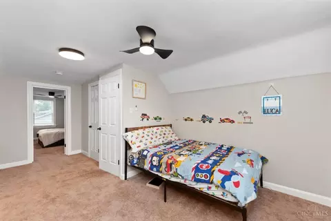 Bedroom - 6918 Shamrock Ave, Cincinnati, OH 45231 photo 4 of 5