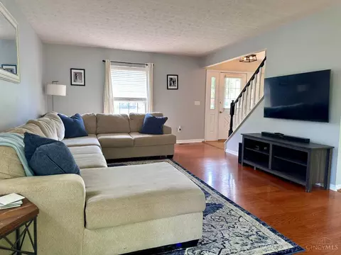 1162 Forest Run Dr, Batavia, OH 45103 photo 3