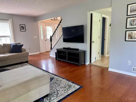 1162 Forest Run Dr, Batavia, OH 45103 photo 7
