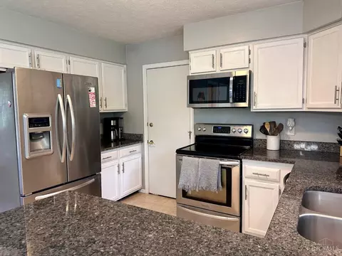 1162 Forest Run Dr, Batavia, OH 45103 photo 10