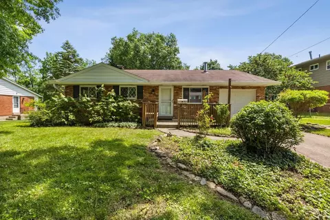 1560 Blueorchard Dr, Anderson Twp, OH 45230