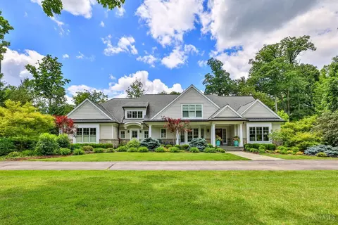 6155 Shadyglen Rd, Cincinnati, OH 45243