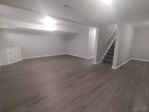 Other - 976 Golfview Dr, Hamilton, OH 45013 photo 2 of 2