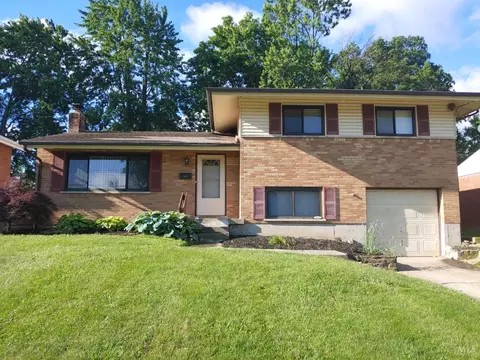 3297 Harry Lee Ln, Colerain Twp, OH 45239