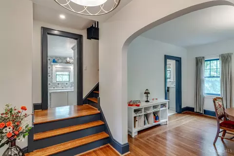 6 Interwood Pl, Cincinnati, OH 45220 photo 23