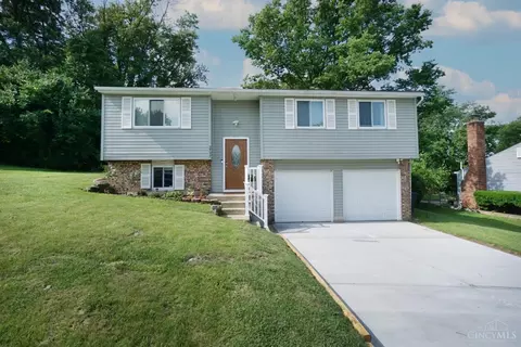 2797 Saturn Dr, Fairfield, OH 45014