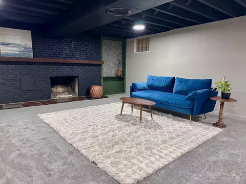 Living - 1912 Greenpine Dr, Cincinnati, OH 45231 photo 5 of 5