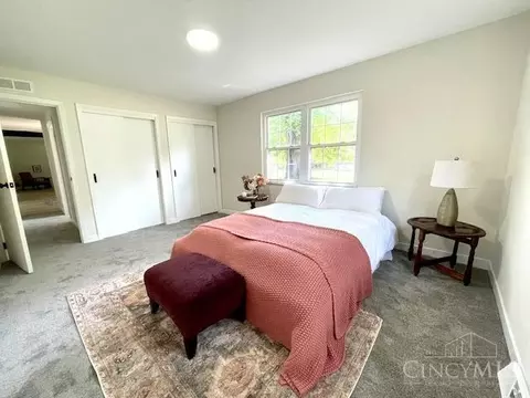 Bedroom - 1912 Greenpine Dr, Cincinnati, OH 45231 photo 1 of 4