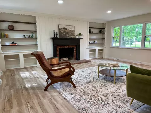 Living - 1912 Greenpine Dr, Cincinnati, OH 45231 photo 3 of 5