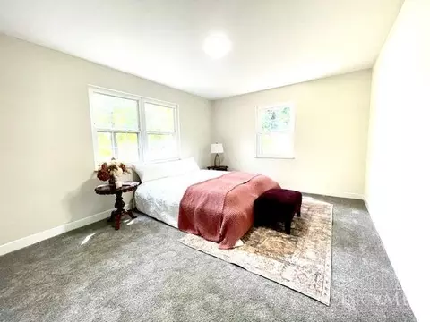 Bedroom - 1912 Greenpine Dr, Cincinnati, OH 45231 photo 2 of 4