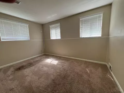 Bedroom - 6018 Wayside Ct, Cincinnati, OH 45230 photo 1 of 4
