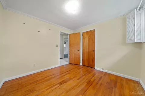 Bedroom - 3844 Crescent Dr, Cincinnati, OH 45245 photo 2 of 6