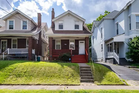 4229 Bell St, Norwood, OH 45212