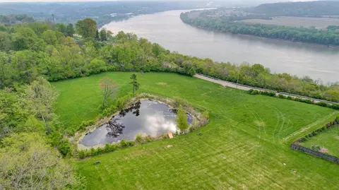 2559 Cliff Rd, Miami Twp, OH 45052