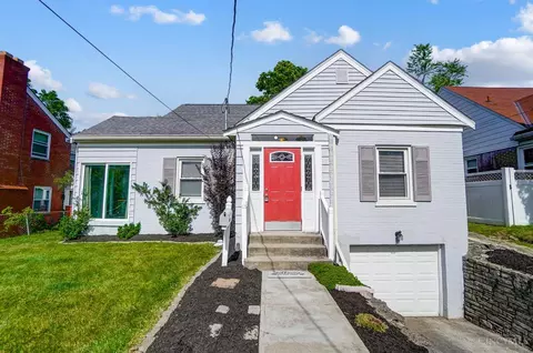 6709 Sampson Ln, Silverton, OH 45236