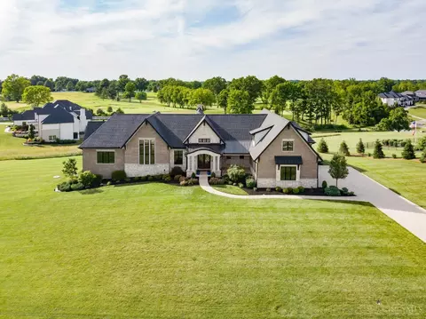 207 Coldstream Club Dr, Cincinnati, OH 45255