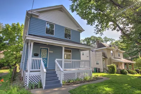 1430 Laidlaw Ave, Cincinnati, OH 45237