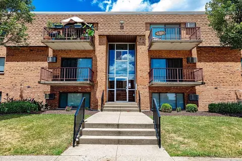 6646 Hearne Rd #208, Cincinnati, OH 45248