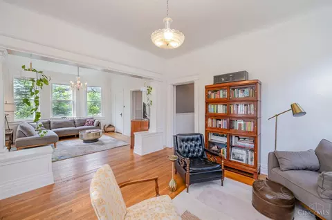 2938 Montclair Ave, Cincinnati, OH 45211 photo 6
