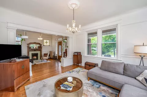 2938 Montclair Ave, Cincinnati, OH 45211 photo 5