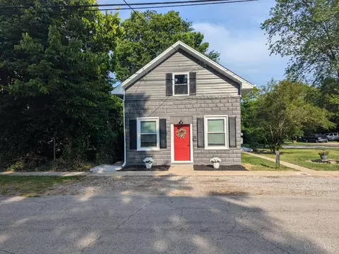 325 Union St, Bethel, OH 45106