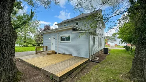 307 Main St, Blanchester, OH 45107 photo 2